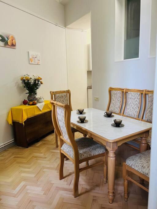 Spacious 2 Bedrooms In The Center Of Jerevan Eksteriør bilde
