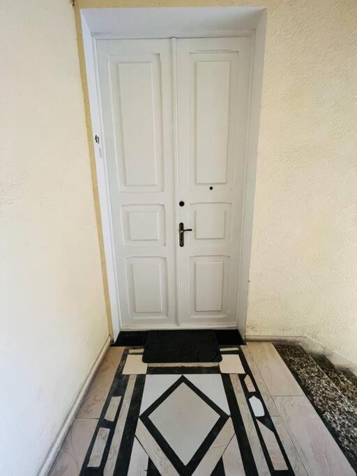 Spacious 2 Bedrooms In The Center Of Jerevan Eksteriør bilde