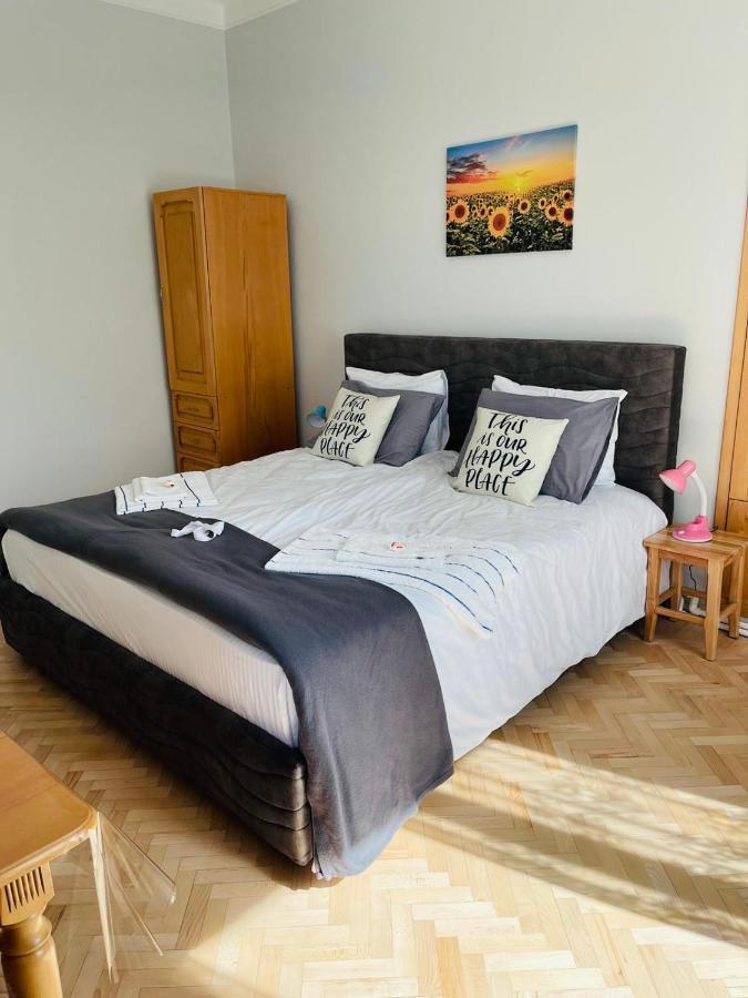 Spacious 2 Bedrooms In The Center Of Jerevan Eksteriør bilde