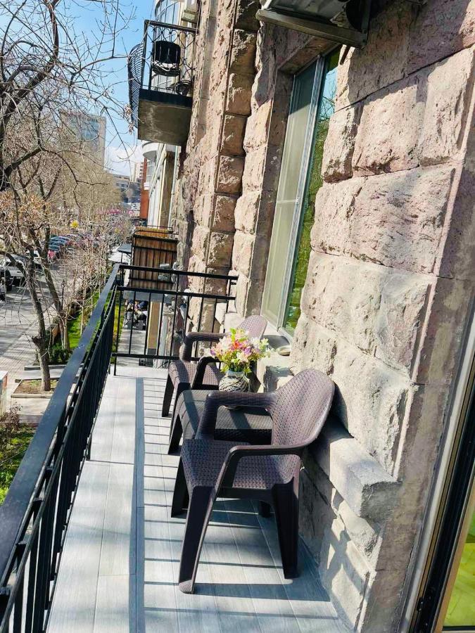 Spacious 2 Bedrooms In The Center Of Jerevan Eksteriør bilde